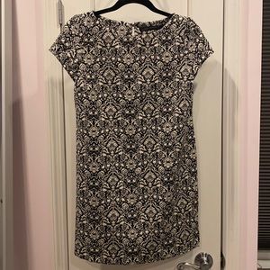 Zara Shift Dress (Sz S)